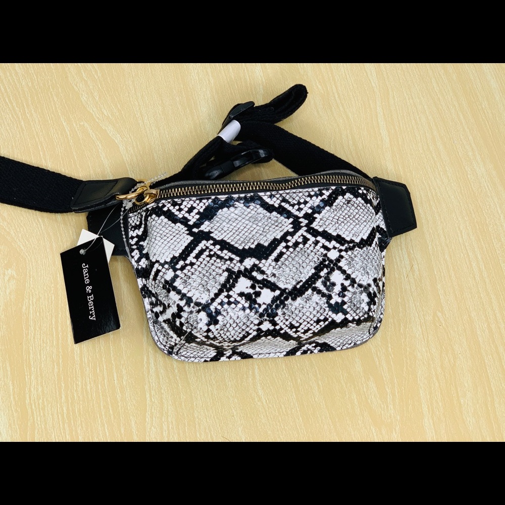 JANE AND BERRY BAG